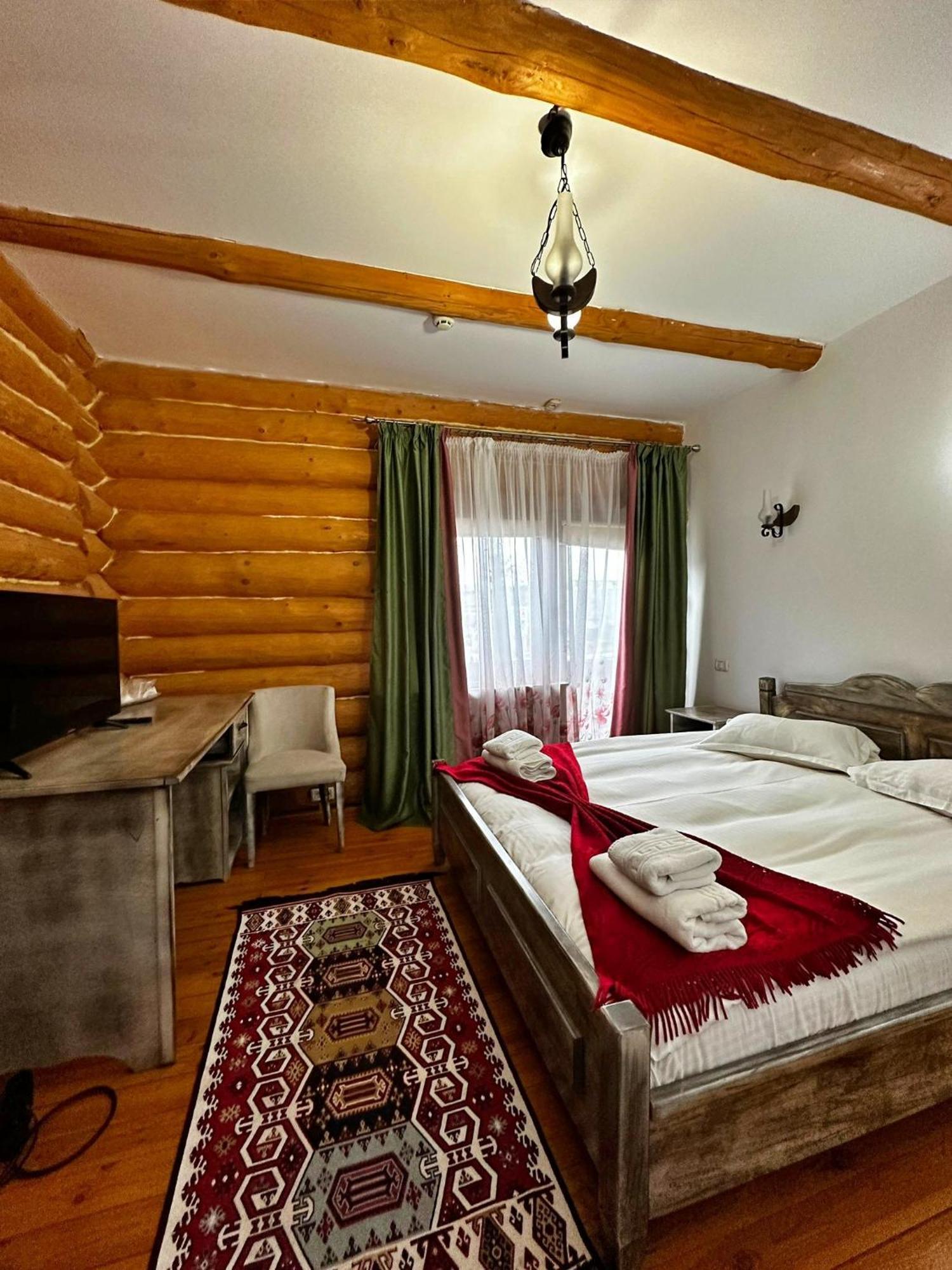 Domeniul Haiducilor Bucovina Suceava Eksteriør billede